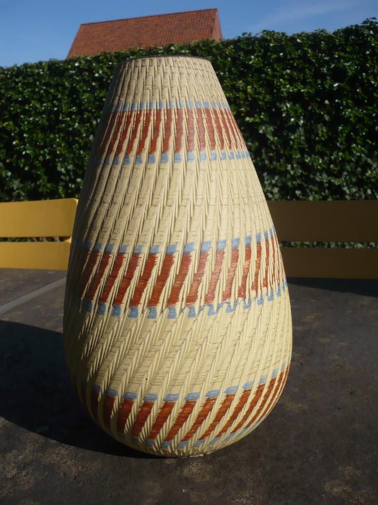 Knappe vintage sgraffito vaas West-Germany, Antiquités & Art, Antiquités | Vases, Enlèvement ou Envoi