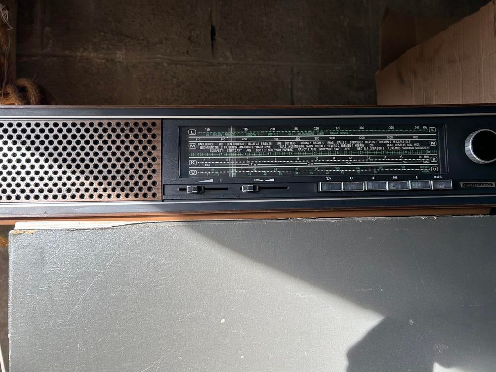 Vintage radio grundig, Ophalen, Zo goed als nieuw
