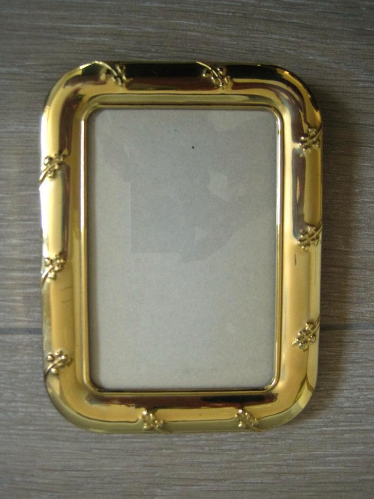 Fotolijst 9 x 13 met brede vergulde rand, Ophalen of Verzenden, Gebruikt