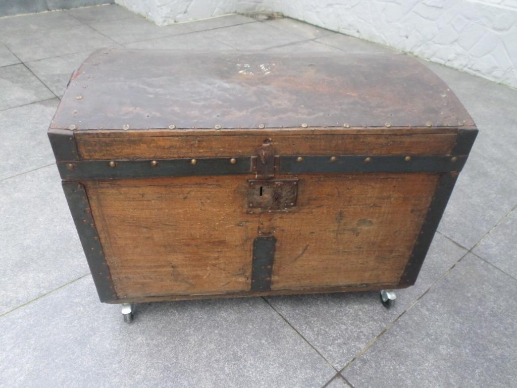houten kist met metalen beslag, Ophalen, Minder dan 50 cm, Gebruikt, 50 tot 100 cm