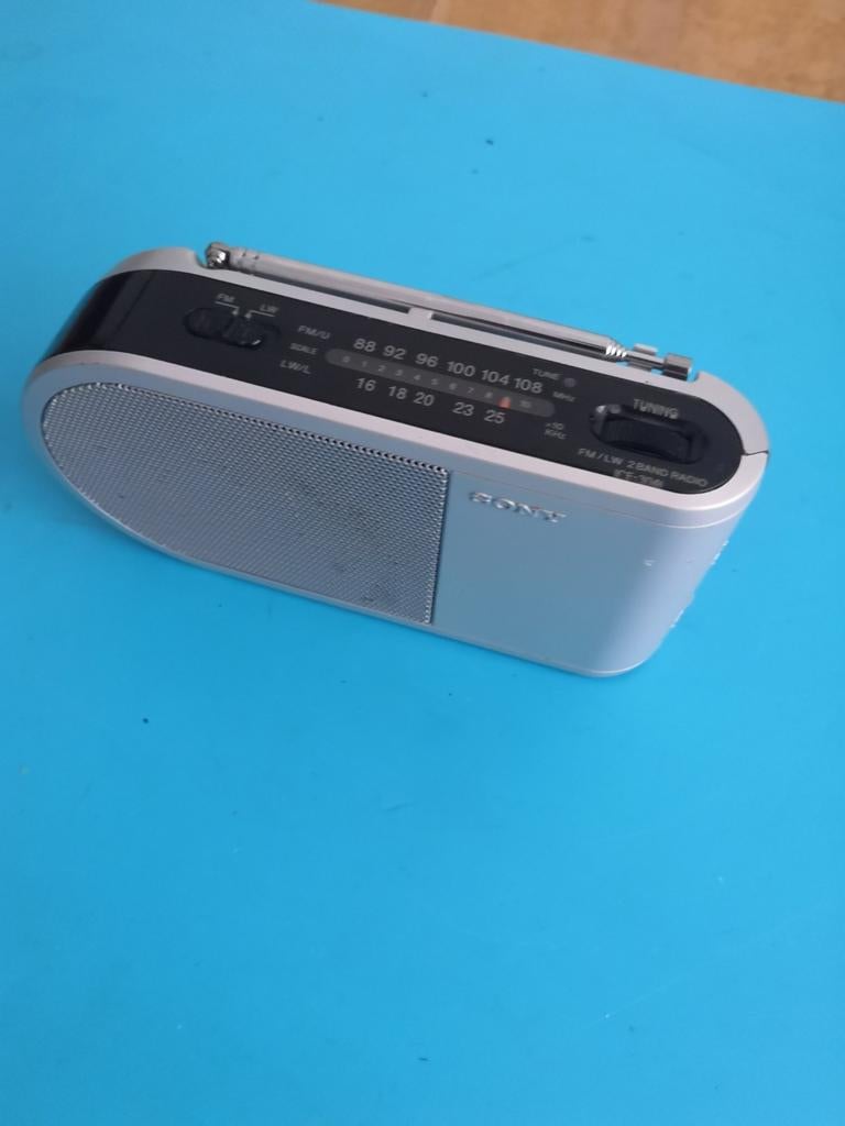 Radio portable Sony, Enlèvement ou Envoi, Comme neuf