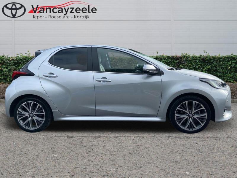 Toyota Yaris Elegant+cam+nav+sens V+A, Autos, Toyota, Achat, Euro 6, 116 ch, 5 portes