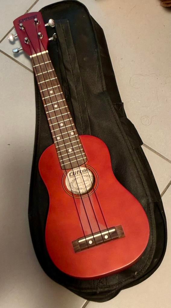Ukulele soprano, Muziek en Instrumenten, Snaarinstrumenten | Gitaren | Akoestisch, Ophalen, Gebruikt, Overige typen