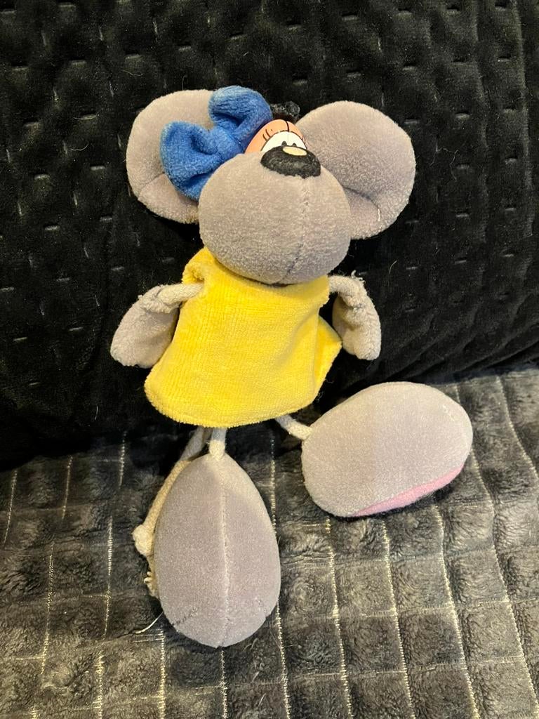 Knuffel grijze diddlina 12 cm met geel kleedje, Ophalen of Verzenden, Diddlina, Gebruikt, Knuffel