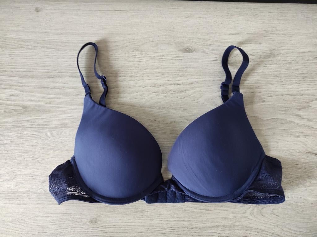 Nieuwe push-up bh Sloggi, Kleding | Dames, Ondergoed en Lingerie, Sloggi, Ophalen of Verzenden, Blauw, BH