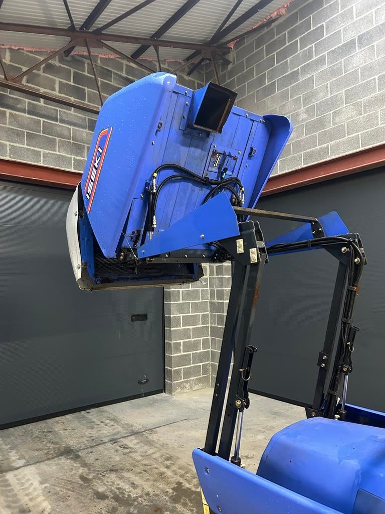 Iseki sfh240 4x4 24cv diesel bac vidange en hauteur, Jardin & Terrasse, Enlèvement ou Envoi, Démarrage électrique, ISEKI, 120 cm ou plus