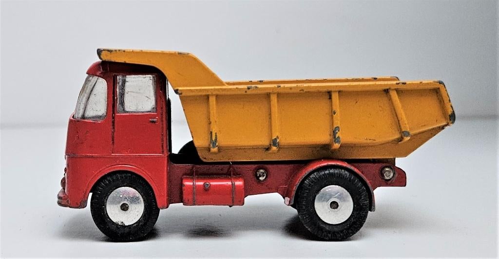 Corgi Toys ERF Dumper, Hobby & Loisirs créatifs, Enlèvement ou Envoi, Utilisé, Bus ou Camion, Corgi