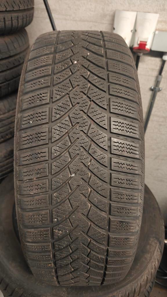205/55r16 semperit 35€ chacun avec montage et équilibrage, Enlèvement