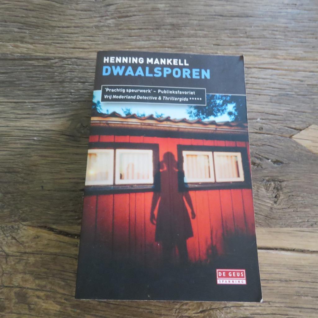 Dwaalsporen Henning Mankell, Enlèvement ou Envoi