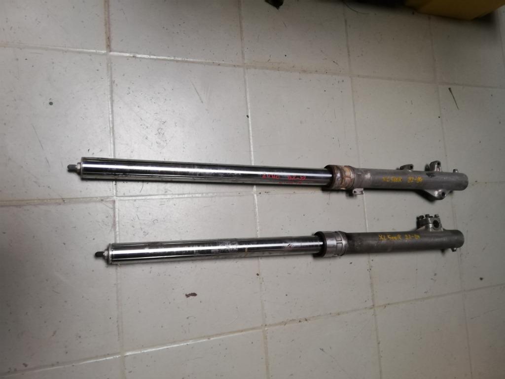 honda xl 500r van '82-'84 set vorkpoten, Enlèvement ou Envoi, Utilisé