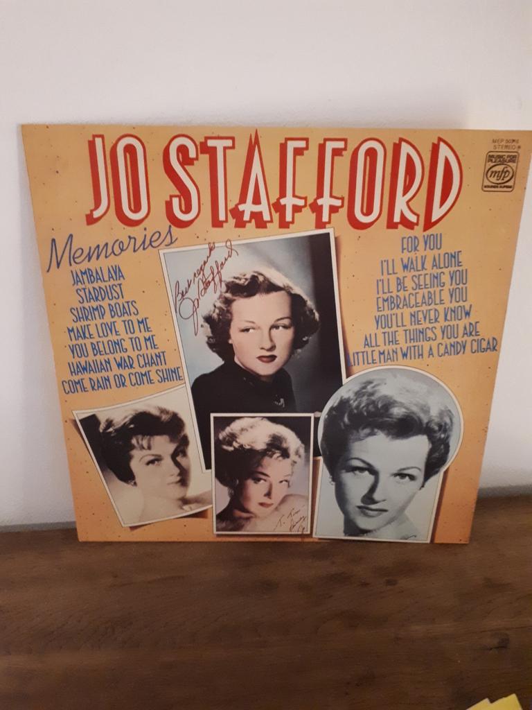 LP : Jo Stafford - Memories, Enlèvement ou Envoi, Comme neuf