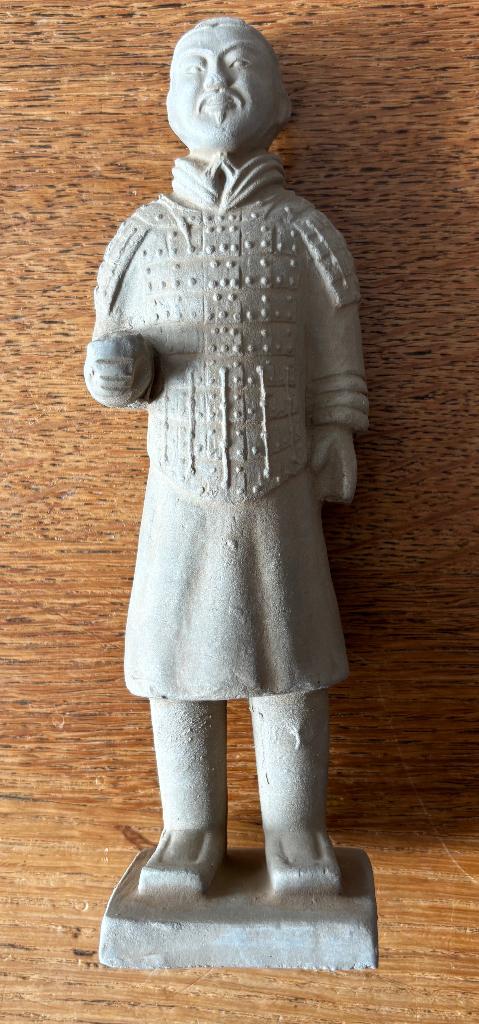 Beeldje Xi’an China, Ophalen, Zo goed als nieuw