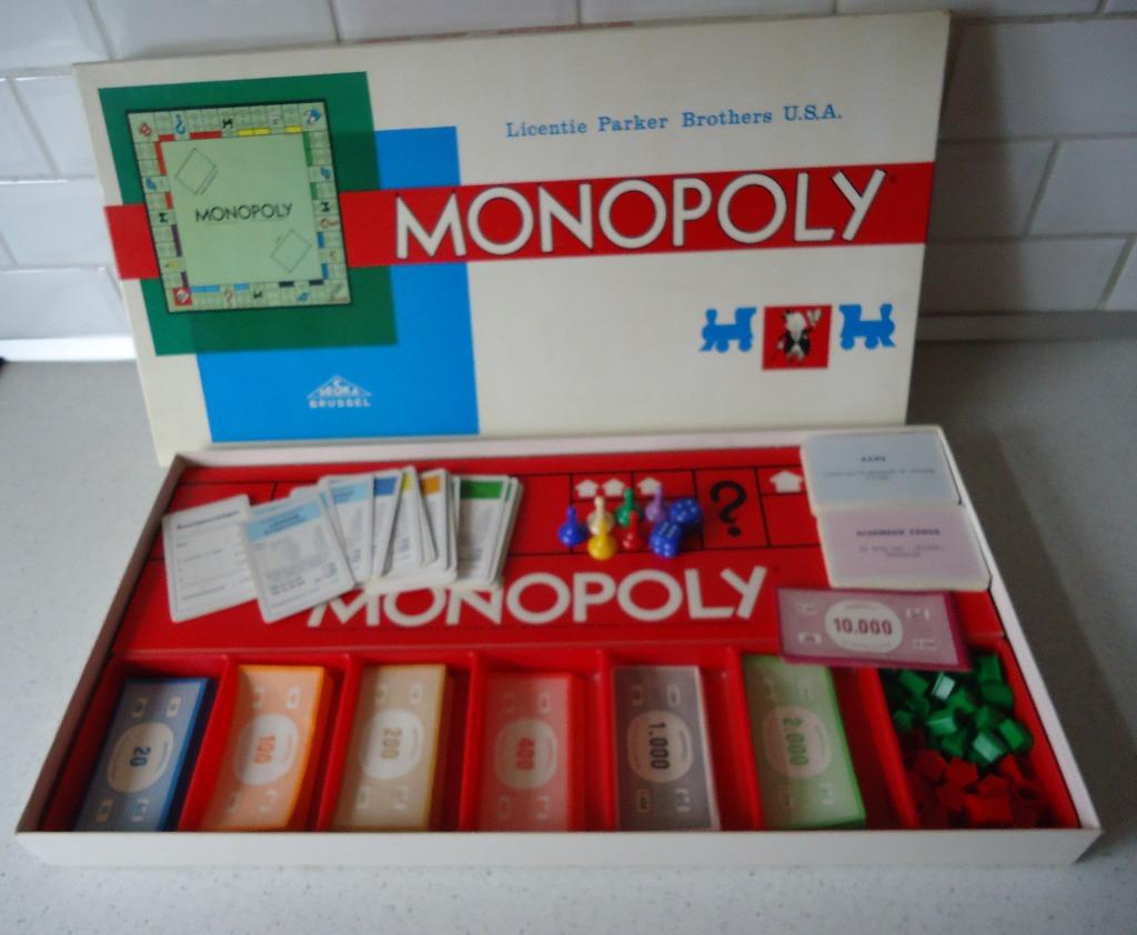 Vintage "Monopoly" van Deska in Nieuwe staat !, Vijf spelers of meer, Ophalen of Verzenden, Zo goed als nieuw, Deska
