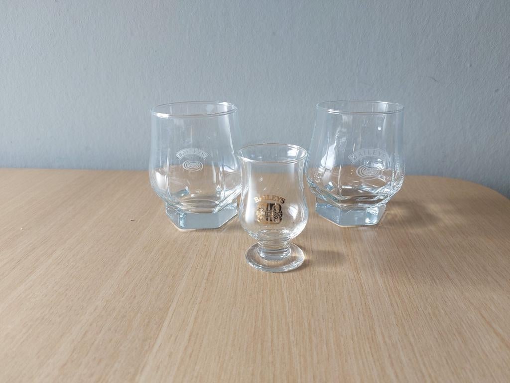Baileys glaasjes, Verzamelen, Ophalen of Verzenden, Zo goed als nieuw, Borrel- of Shotglas