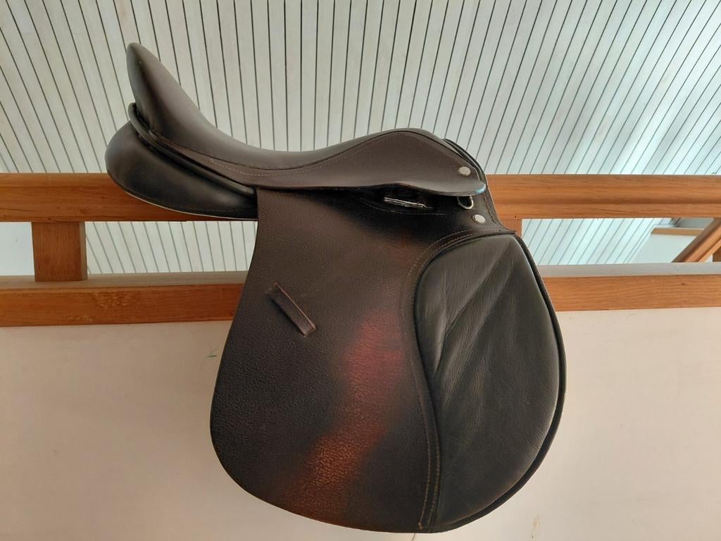 Veelzijdigheidszadel te koop 16.5, Dieren en Toebehoren, Ophalen of Verzenden, Gebruikt, Recreatie