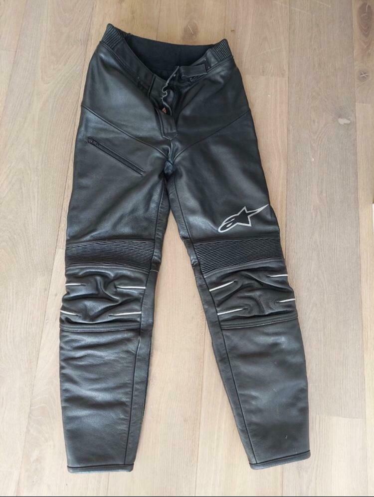 Pantalon cuir femme alpinestars taille 42 IT équivalent 36, Seconde main, Femmes, Pantalon | cuir, Alpinestars