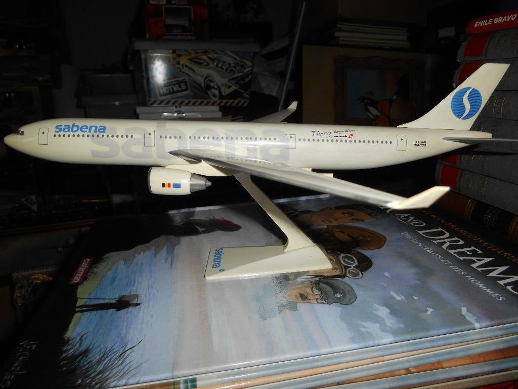 Avion Sabena +-32 cm, Enlèvement
