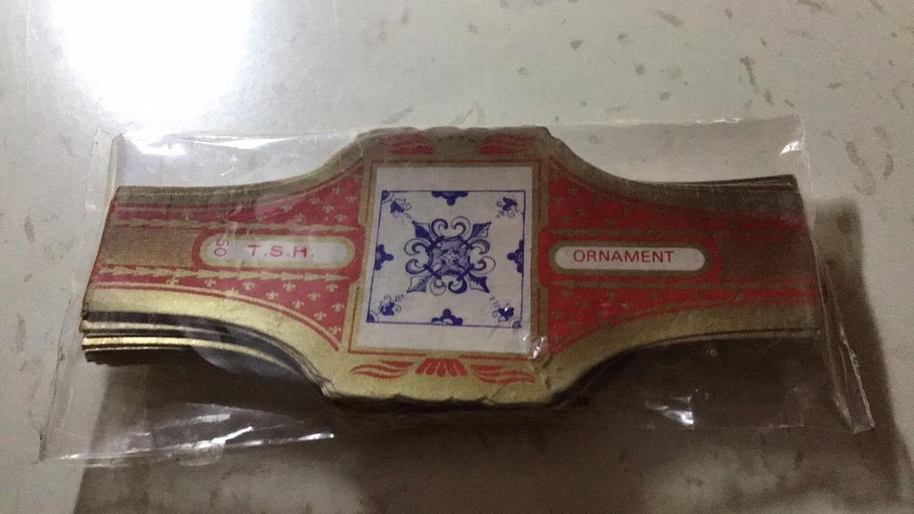 T.s.h sigarenbanden, Ophalen of Verzenden, Zo goed als nieuw, Sigarenbandjes
