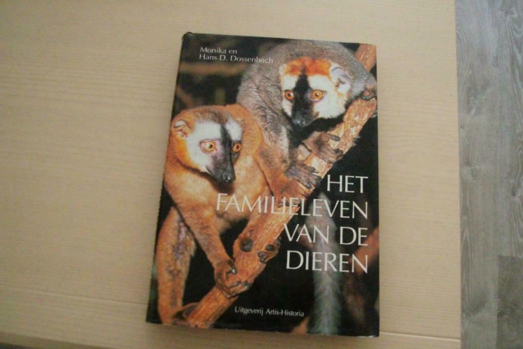 het familieleven van de dieren, Boeken, Ophalen of Verzenden, Gelezen