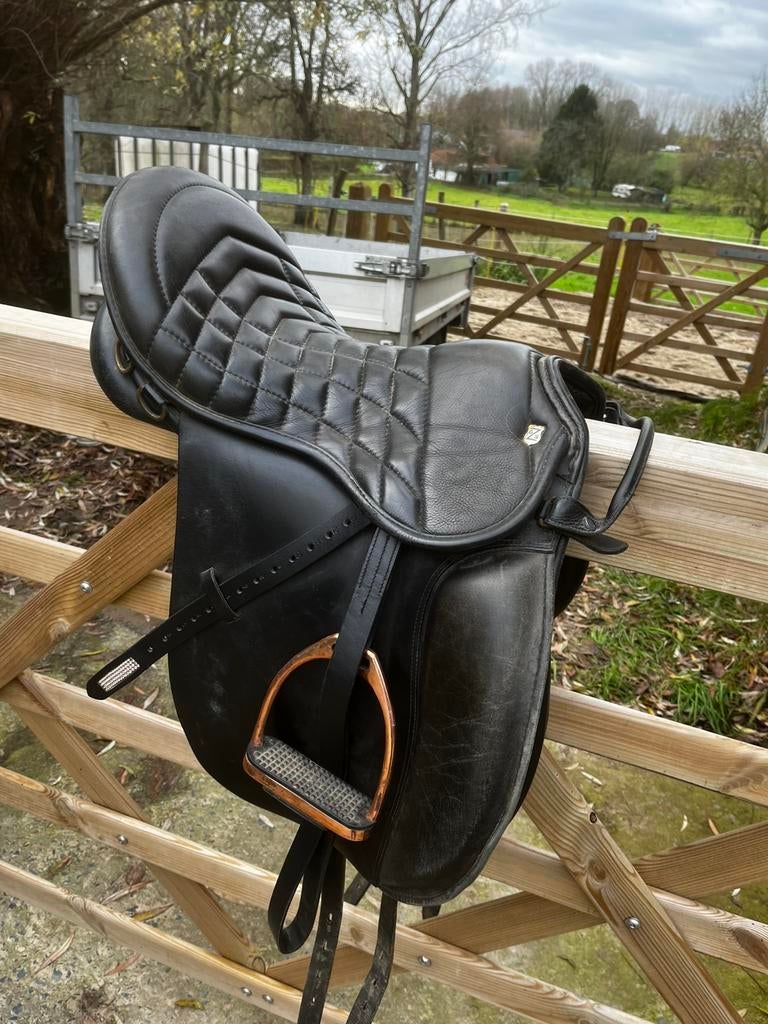 Massimo trail zadel, Animaux & Accessoires, Chevaux & Poneys | Selles, Utilisé, Enlèvement ou Envoi
