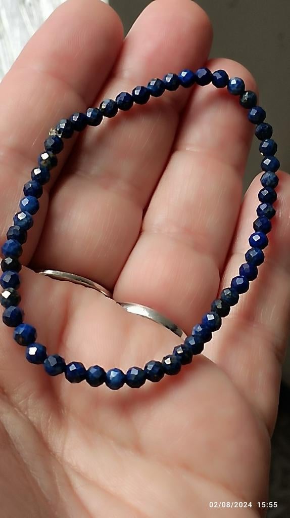 Beau bracelet en lapis lazuli, Enlèvement ou Envoi, Neuf, Élastique, Avec pierre précieuse