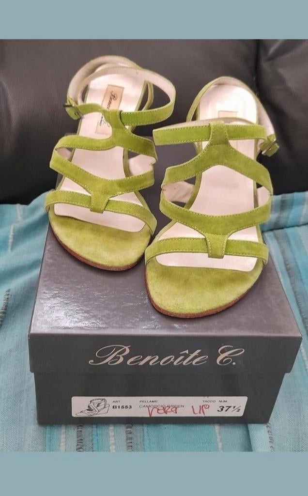 Sandales dames  à talons 37, Vêtements | Femmes, Enlèvement ou Envoi, Comme neuf, Vert