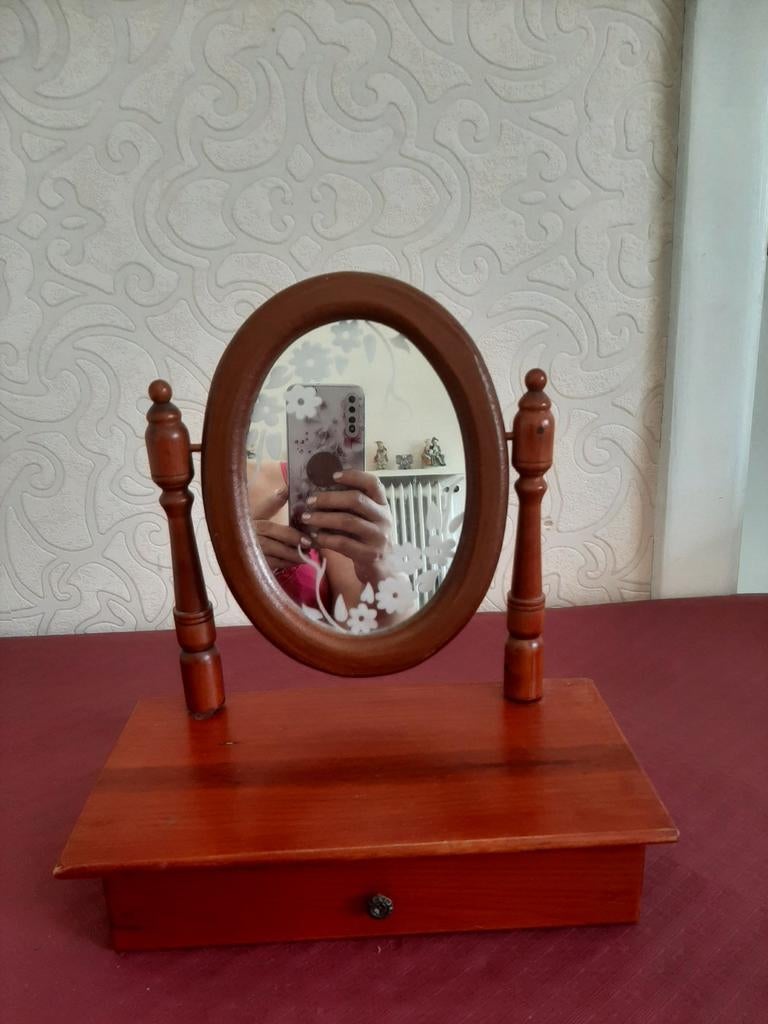 Miroir de table vintage en bois ancien avec tiroir — marqué, Enlèvement ou Envoi