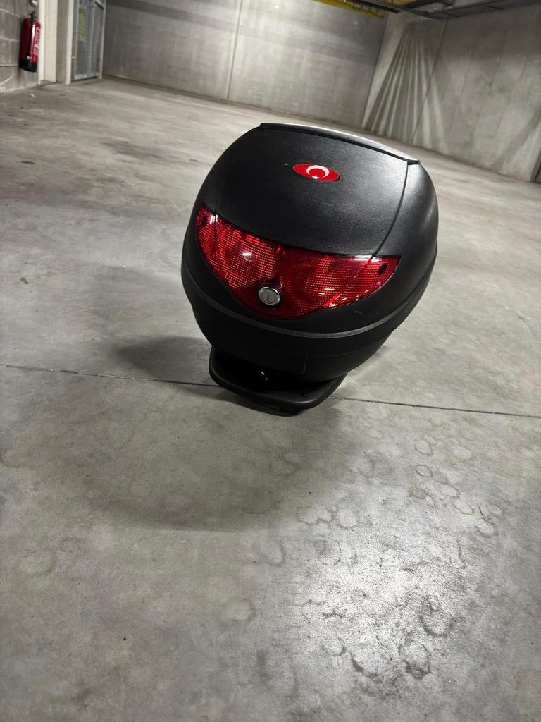 Scooter Koffer, Ophalen, Zo goed als nieuw