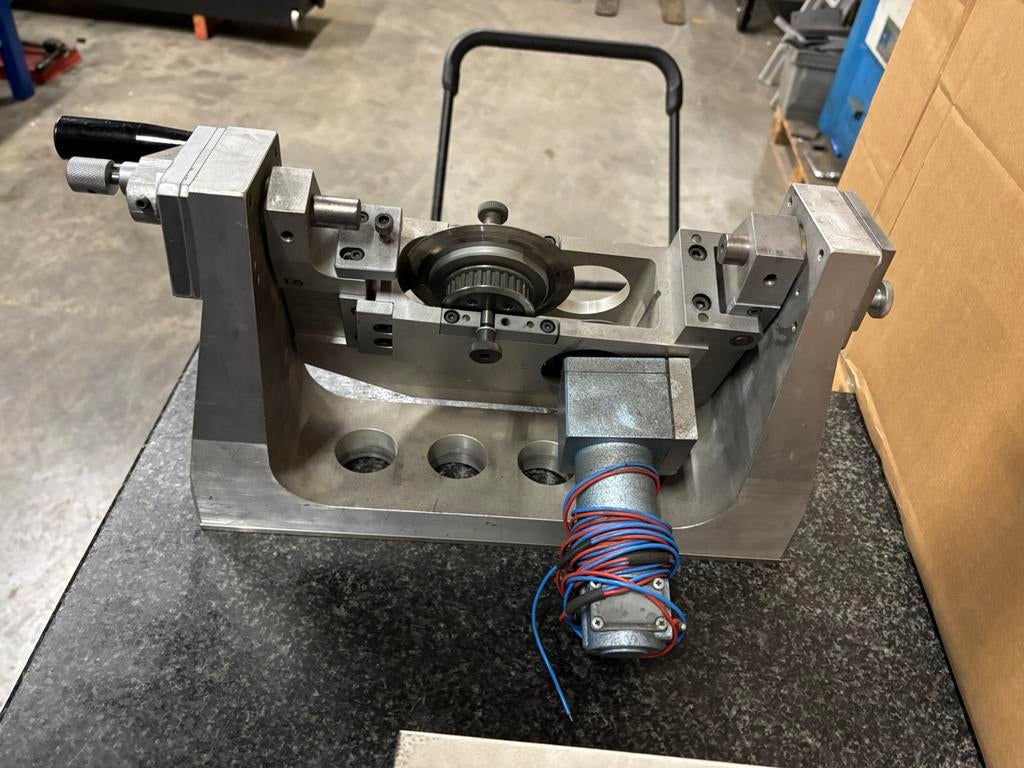 Speciale snijmachine, waarschijnlijk een prototype, Doe-het-zelf en Bouw, Ophalen, Zo goed als nieuw