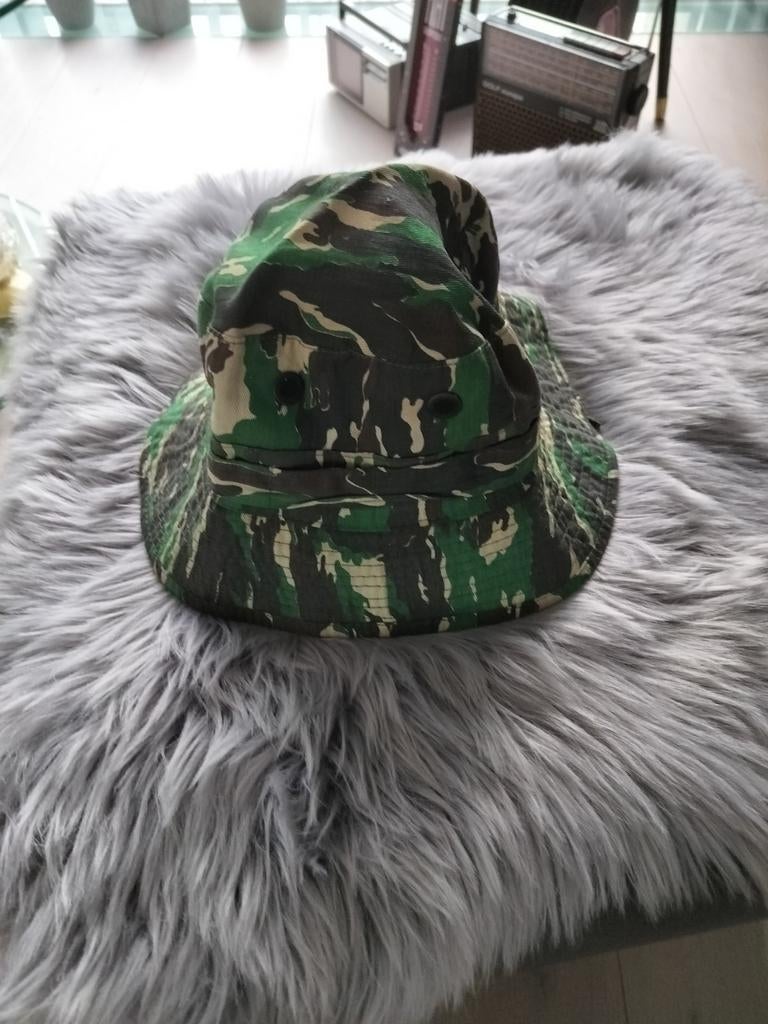 Chapeau de camouflage militaire, maat 59, Enlèvement ou Envoi