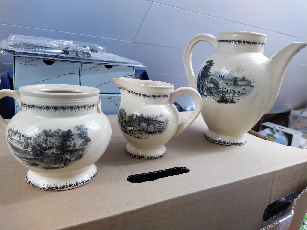 antiek set van 3 stuks, Huis en Inrichting, Ophalen of Verzenden, Nieuw, Porselein, Compleet servies