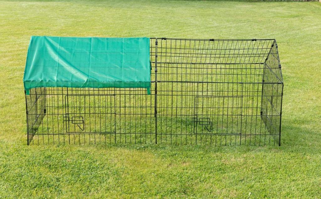 konijnen ren kippen ren, volledig overdekt