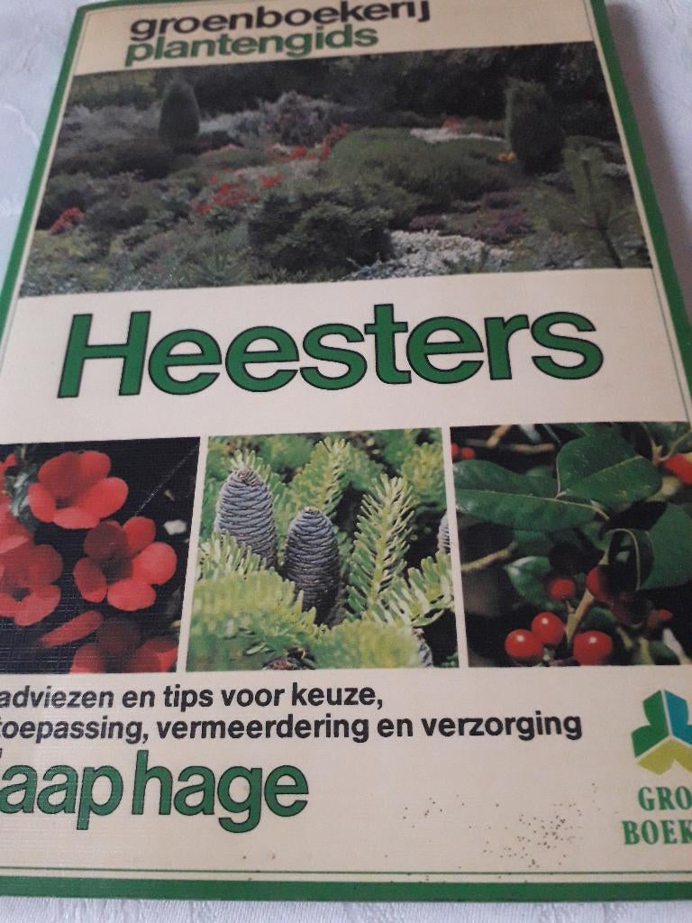Plantengids Heesters, Ophalen of Verzenden, Zo goed als nieuw, Jaap Hage