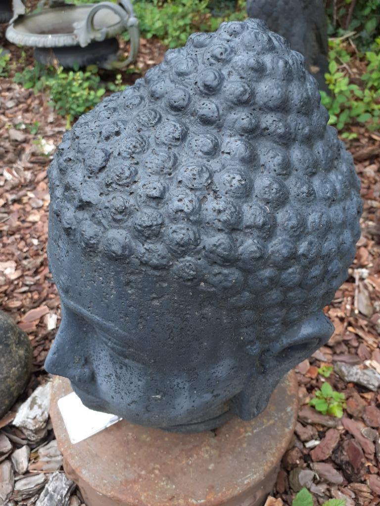 TETE DE BOUDDHA EN PIERRE PATINEE (30 cm ), Jardin & Terrasse, Enlèvement ou Envoi, Neuf, Pierre, Bouddha