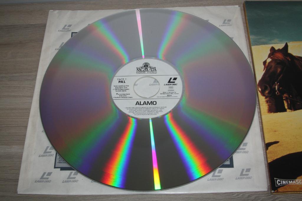 Laserdisc 2 disc , Alamo , John Wayne (Frans) perfecte staat, Collections, Enlèvement ou Envoi, Comme neuf, Film, Autres types