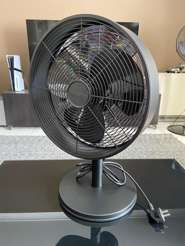 Tristar Tafelventilator - Zwart metaal  (VE-5928), Ophalen, Zo goed als nieuw, Tafelventilator