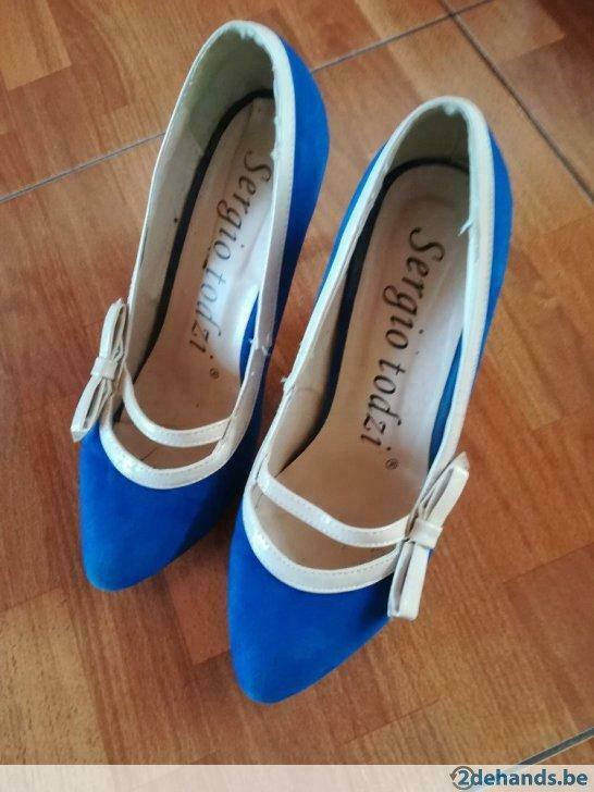 Retro suède pumps mt40 + 2x tuniek, Kleding | Dames, Pumps, Blauw, Ophalen of Verzenden, Zo goed als nieuw