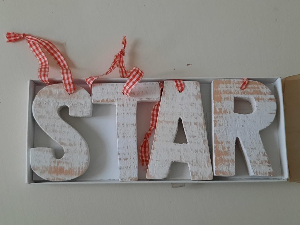 letters  STAR/ hangers / decoratie / NIEUW, Ophalen, Nieuw