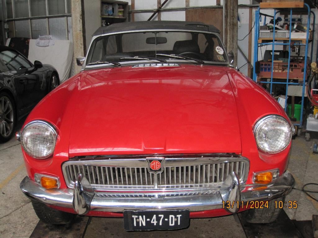 MOOIE RODE MG B TOURER, B, Achat, Boîte manuelle, Noir