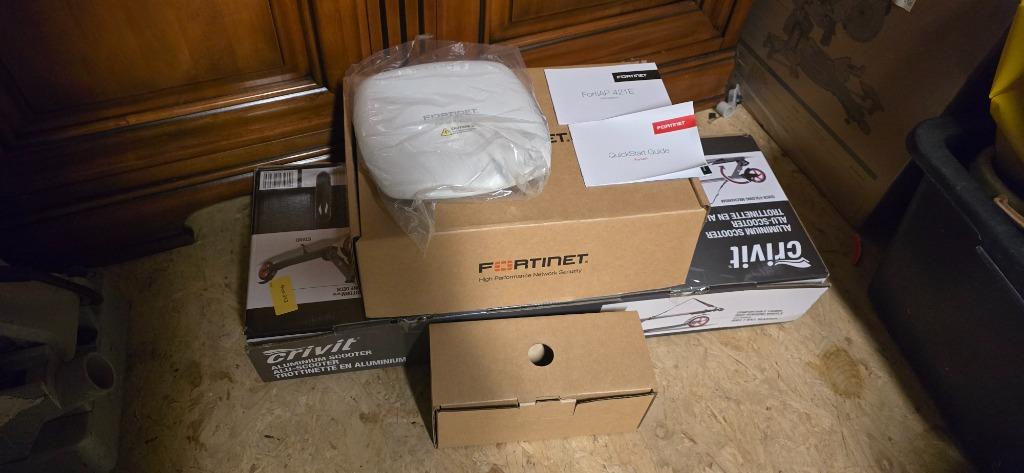 point d'accès wifi, Enlèvement ou Envoi, Neuf, Fortinet