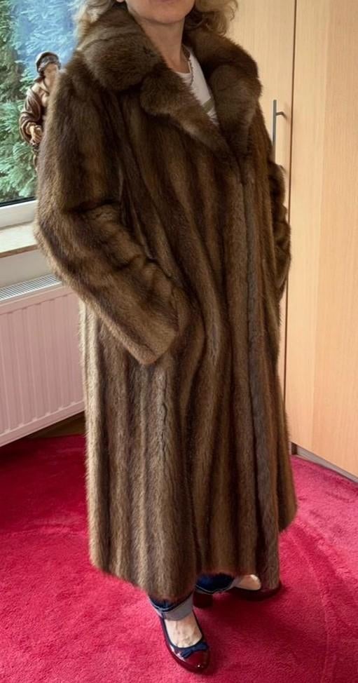 Manteau en vrai fourrure vision brun - long, Enlèvement, Porté, Brun