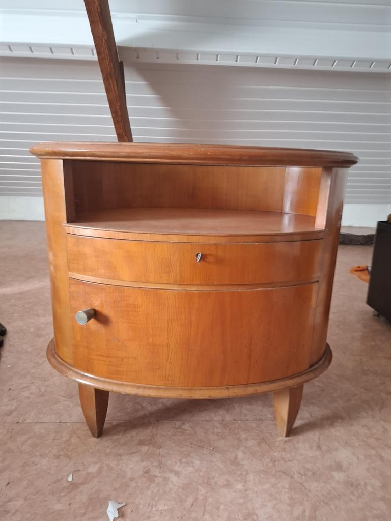 Disign ovaal commode, Antiek en Kunst, Antiek | Meubels | Kasten, Ophalen