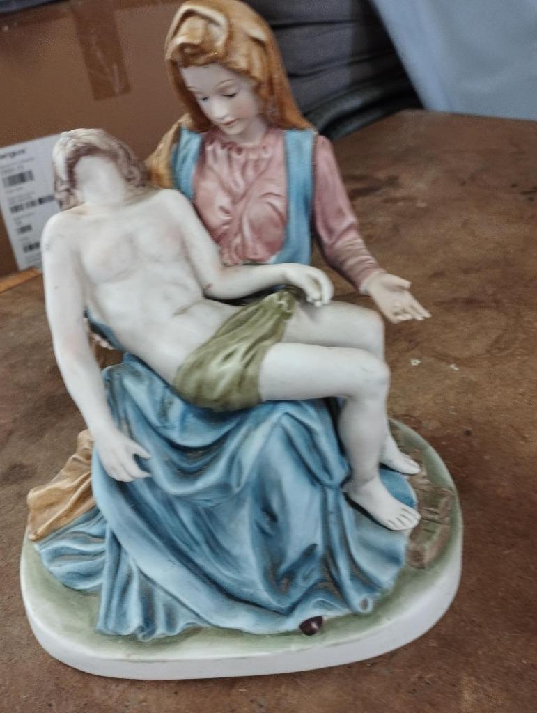 Pieta, Antiquités & Art, Enlèvement ou Envoi