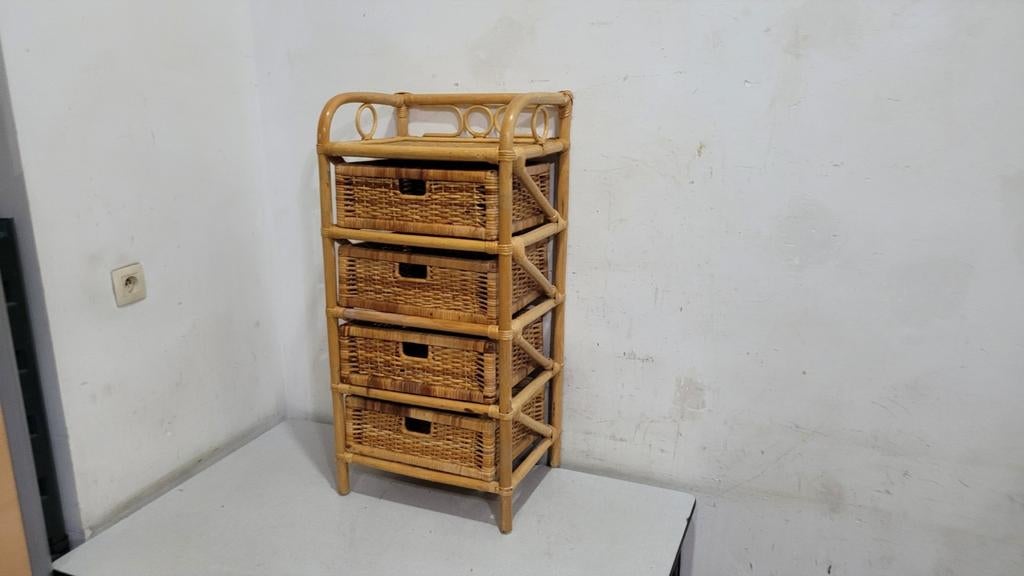 rotan dressoir met 4 laden, badkamerplank,, Huis en Inrichting, Ophalen of Verzenden, Zo goed als nieuw