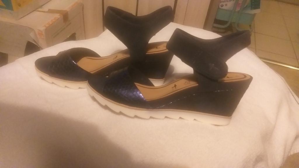 Dames tamaris sandaal leder en dain zwart m 40, Ophalen, Zwart