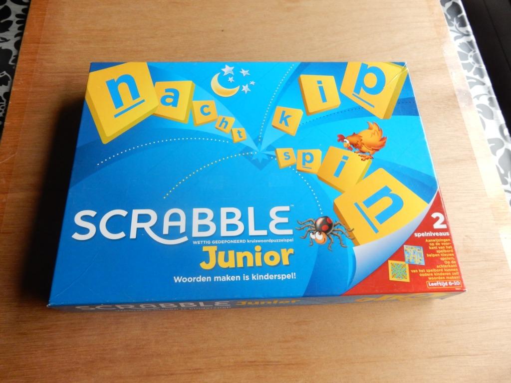 nr.295 - Gezelschapsspel scrabble junior, Ophalen of Verzenden, Zo goed als nieuw