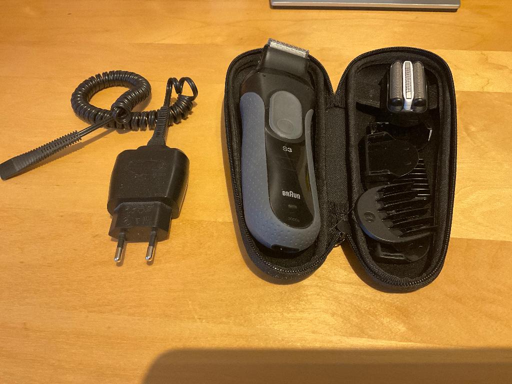 Rasoir homme BRAUN S3 rechargeable    ### 10,00 € ###, Electroménager, Enlèvement, Comme neuf, Rasage ou Épilation