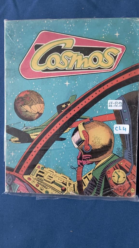 BD COSMOS Artima lot 4 reliure originale, Livres, Enlèvement ou Envoi, Utilisé