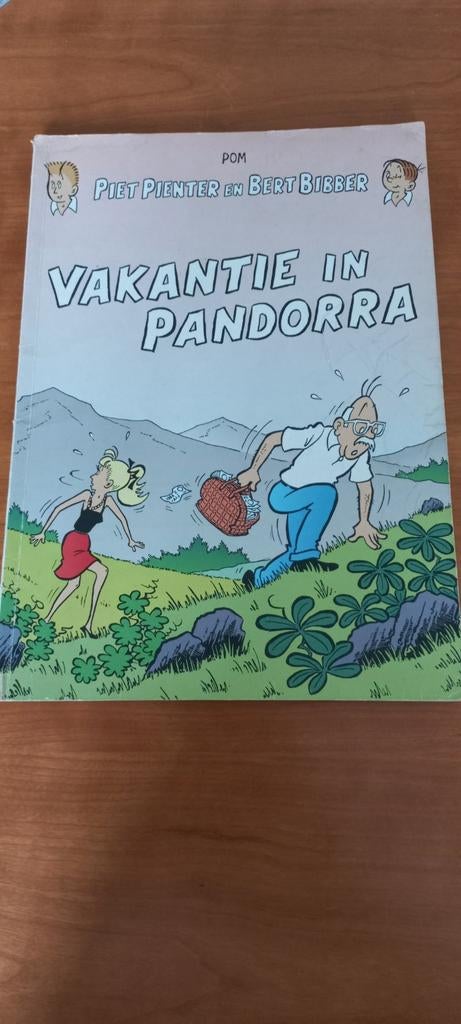 Piet Pienter en Bert Bibber - Vakantie in Pandorra., Ophalen of Verzenden, Gelezen