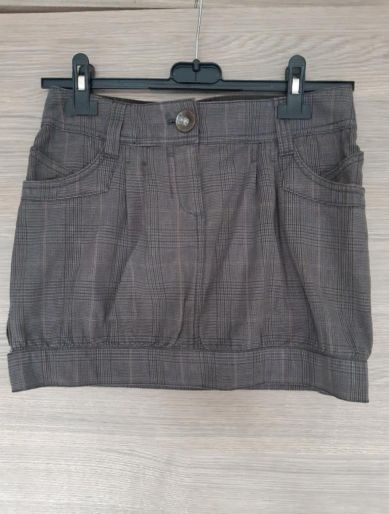 Mini jupe brune et noire QS taille 32 (XS), Enlèvement ou Envoi, Au-dessus du genou, Comme neuf, Brun
